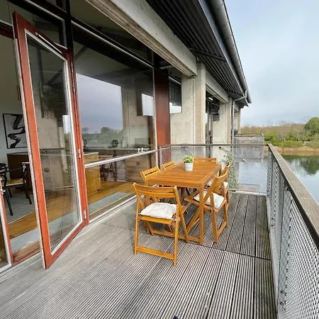 Beautiful Apt Near The Harbour Apartment *
