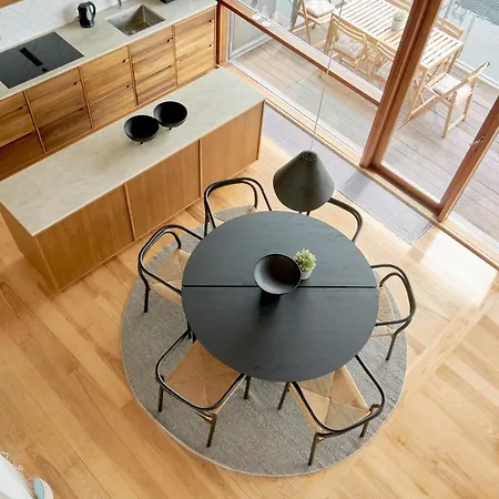 Beautiful Apt Near The Harbour